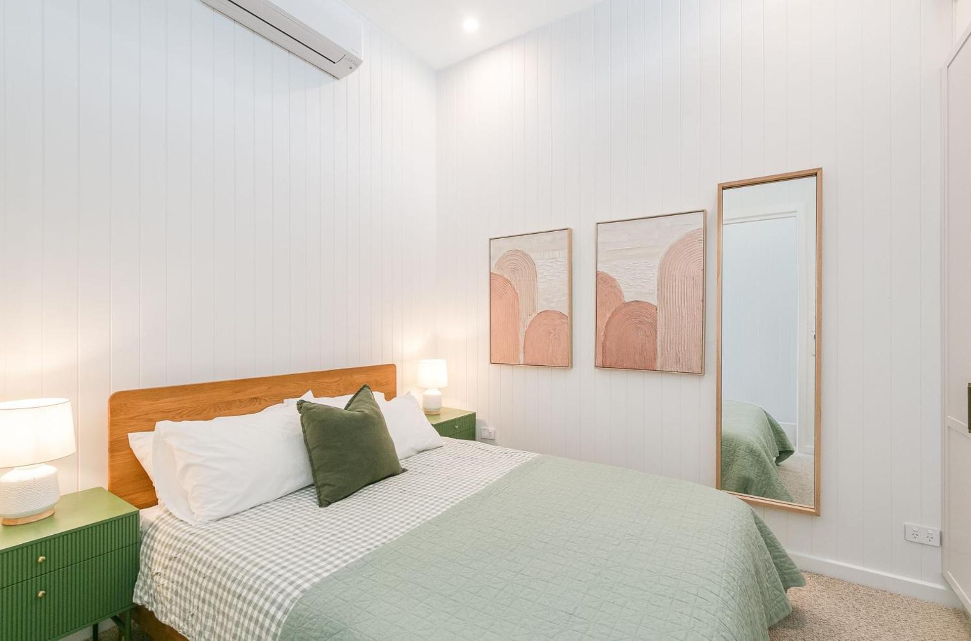 Joy 1 * Gold Coast